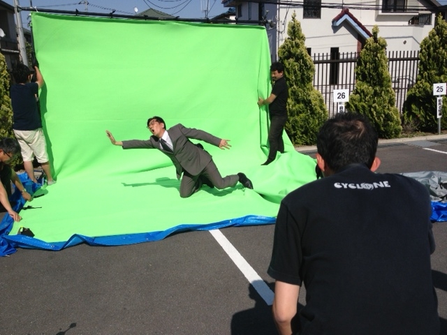 津田寛治さんマル秘の合成写真撮影中！.jpg